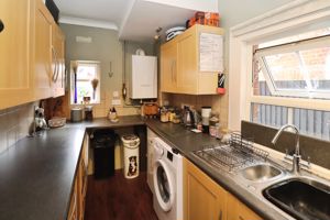 ST LEONARDS ROAD- click for photo gallery